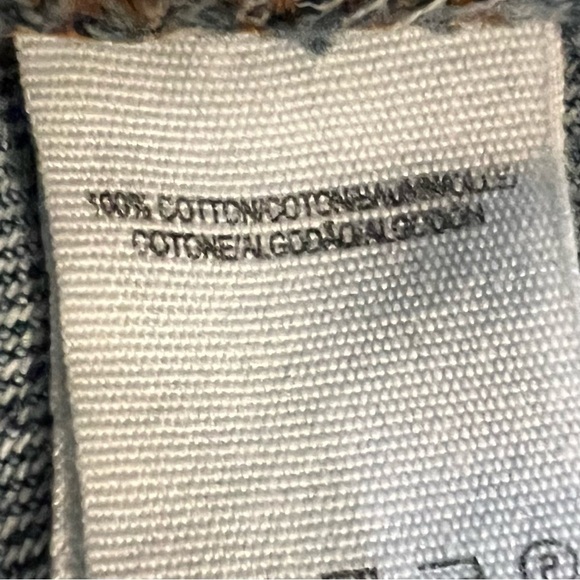 FREE PEOPLE We The Free Denim Mini Jean Skirt Raw Hem Button Fly Size 30 - Picture 11 of 13